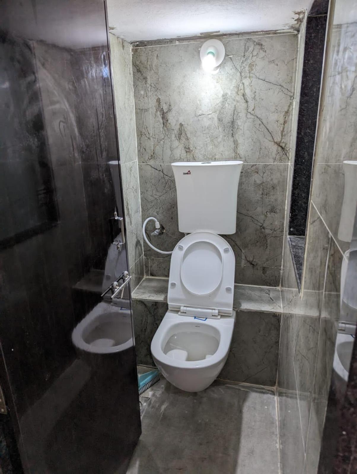 Swanky Sojourns Homestay Kolhapur Zewnętrze zdjęcie